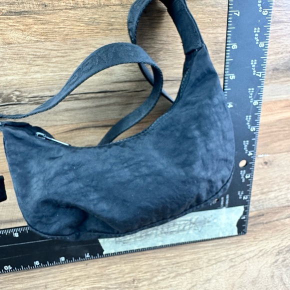 Baggu Black Nylon Micro Crescent Shoulder Bag Minimalist - Picture 4 of 9